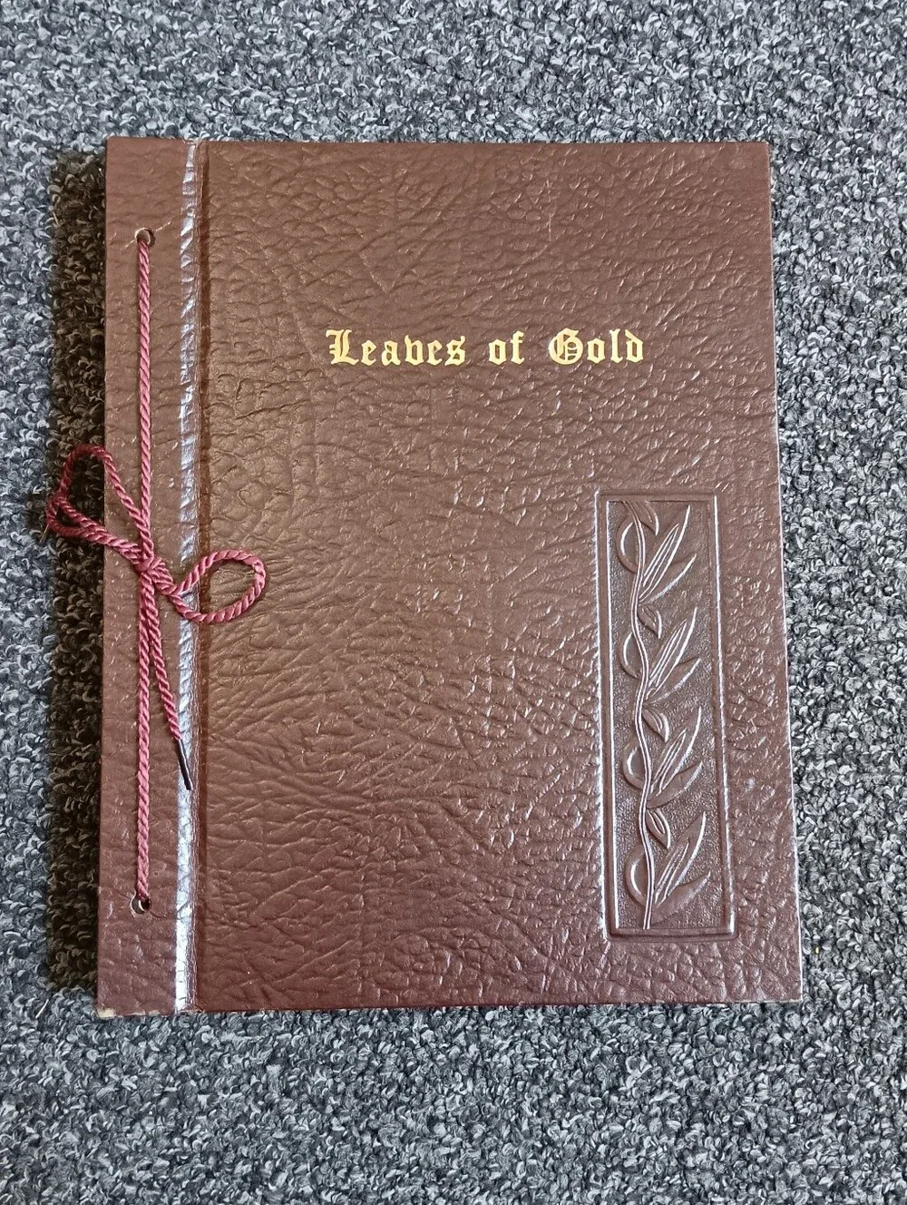 1948 Leaves of Gold, Brown Anthology Of Prayers Verse & Prose Spiritual Guidance